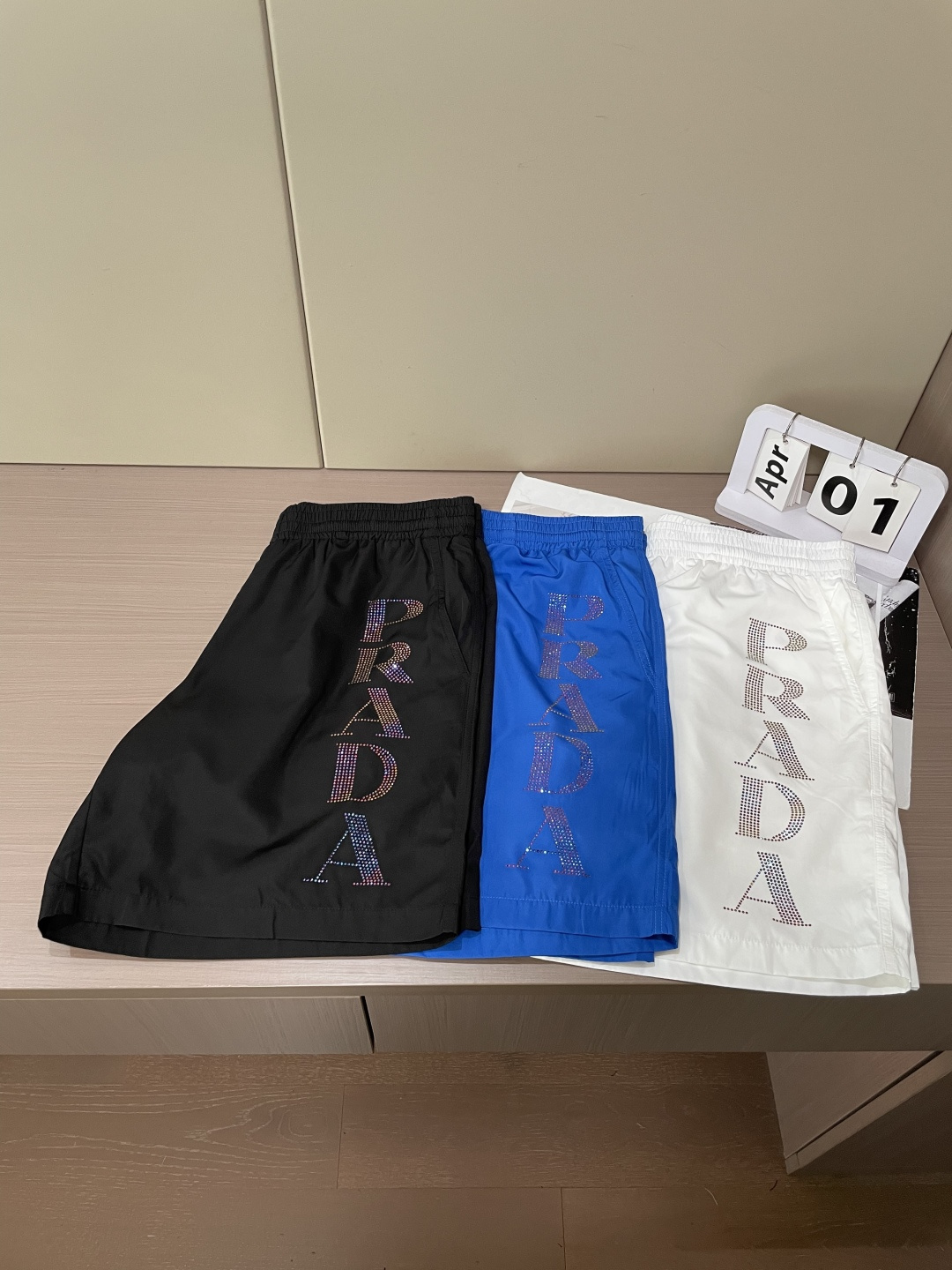 Prad 2026ss夏装最新款 休闲沙滩裤 速干！精致时髦 视觉效果突出 显瘦修饰腿型！运动感十足！适