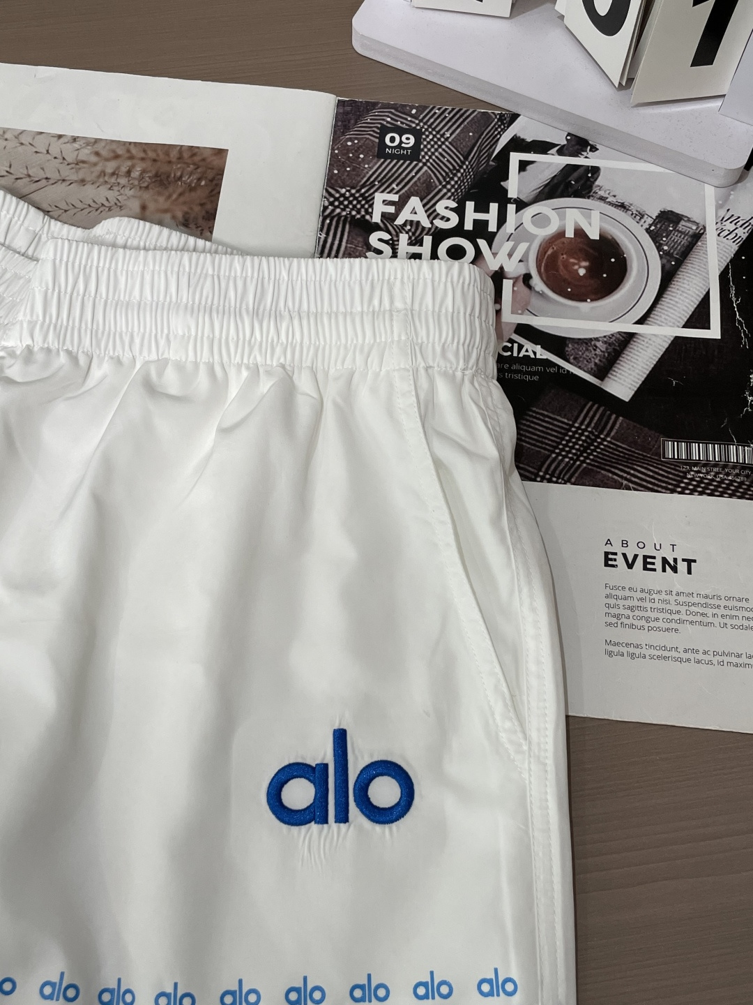 alo 2026ss夏装最新款 休闲沙滩裤 速干！精致时髦 视觉效果突出 显瘦修饰腿型！运动感十足！适合