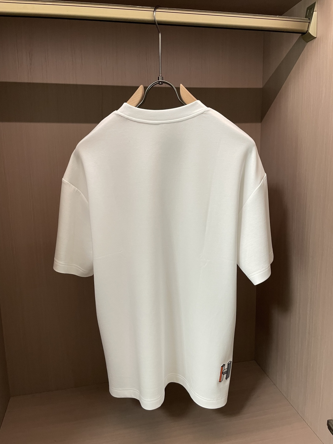 爱马家 2026春夏最新牙刷绣马头男士圆领T恤衫，宽大版型Over Size风格，完全不挑身材，整体效果