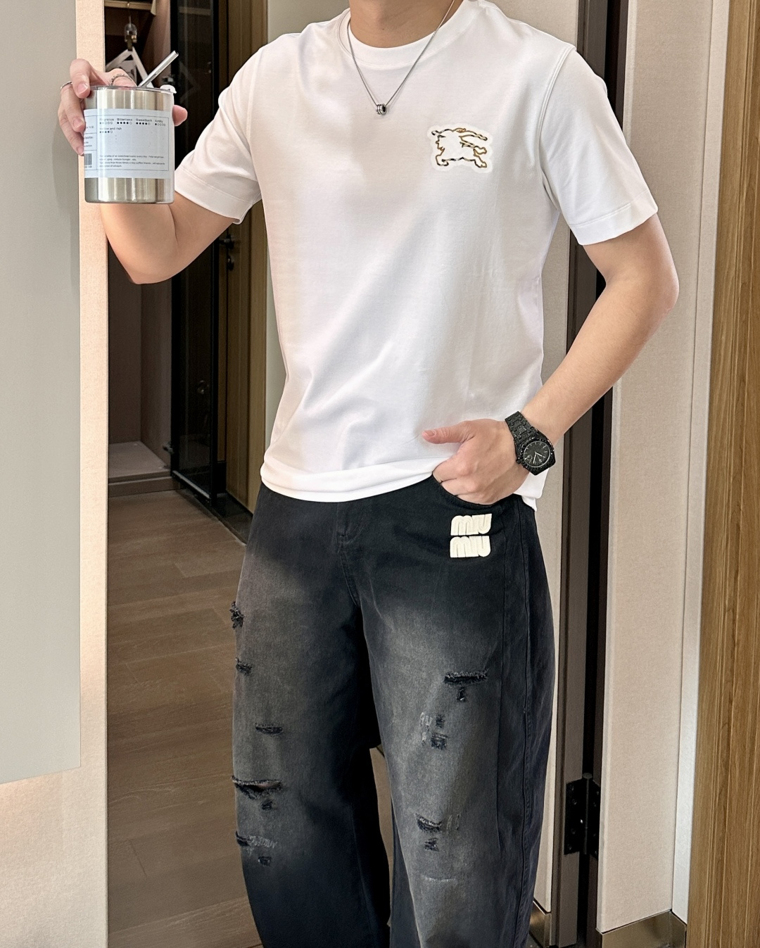 Bur  2026春夏新款首发专柜最新款短袖T恤 高端订制 设计前卫时尚！品牌logo重工艺设计 高端定