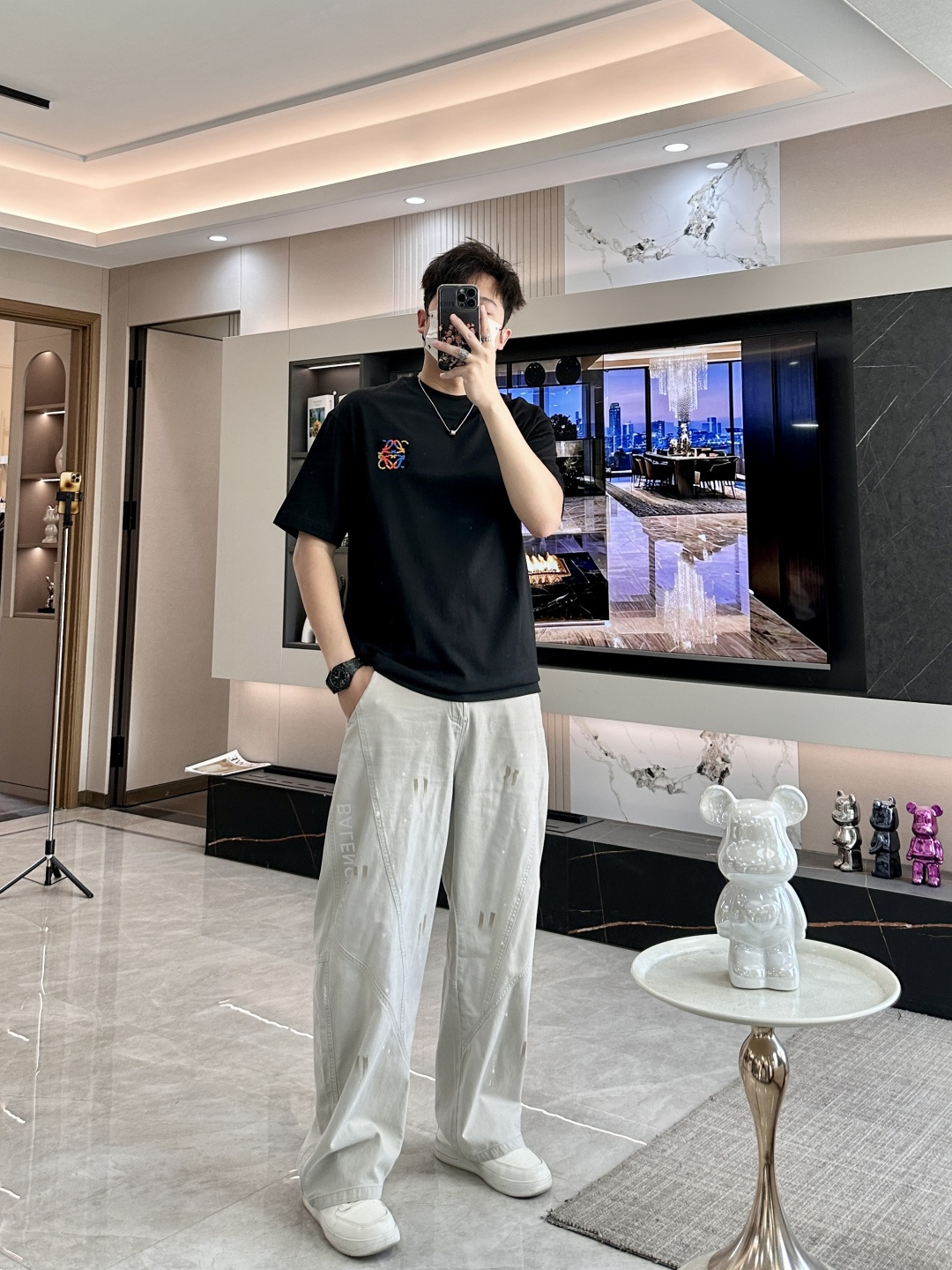 Loewe  2026春夏新款首发专柜最新款短袖T恤 高端订制 设计前卫时尚！品牌logo重工艺设计 高