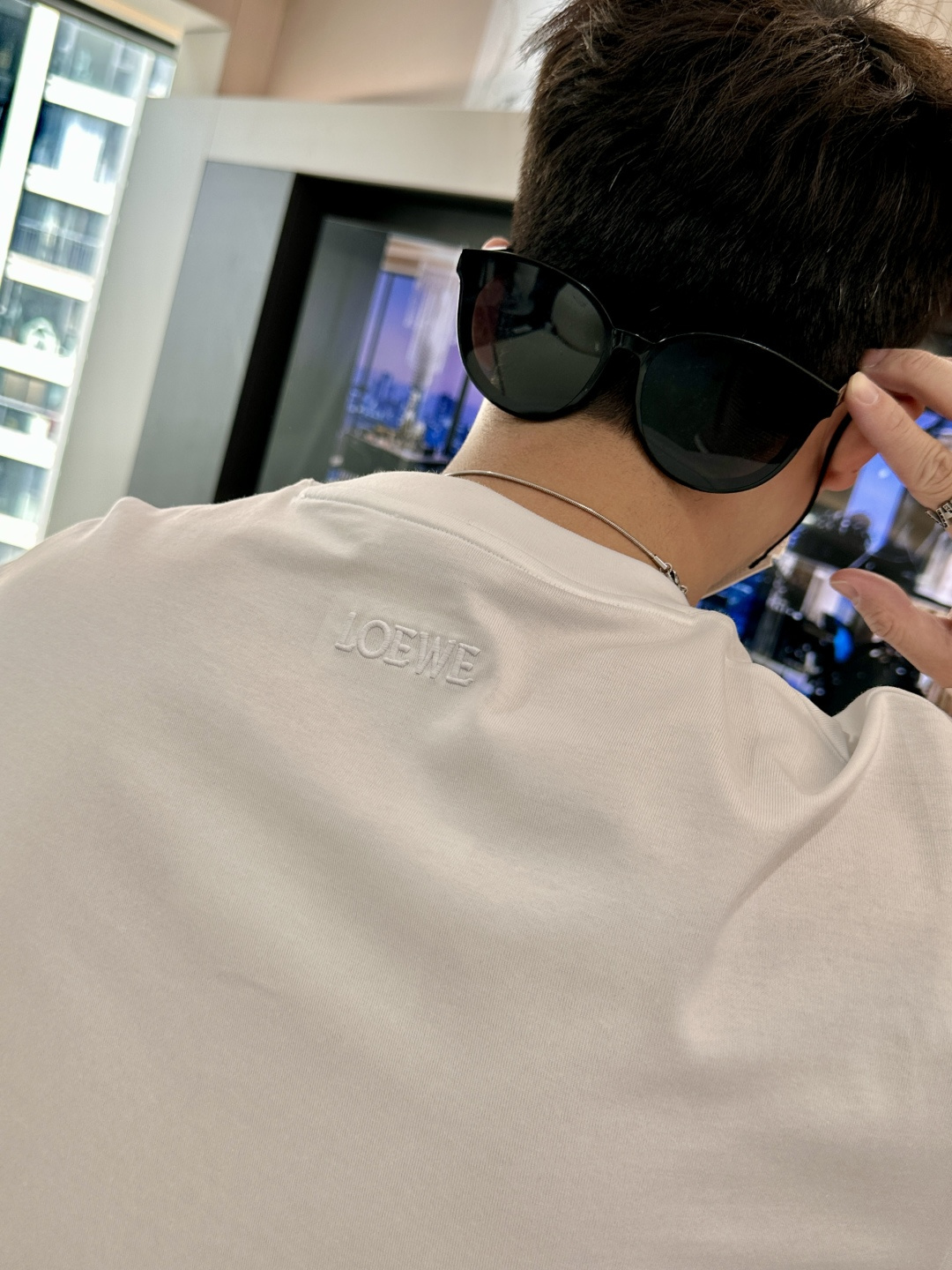 Loewe  2026春夏新款首发专柜最新款短袖T恤 高端订制 设计前卫时尚！品牌logo重工艺设计 高