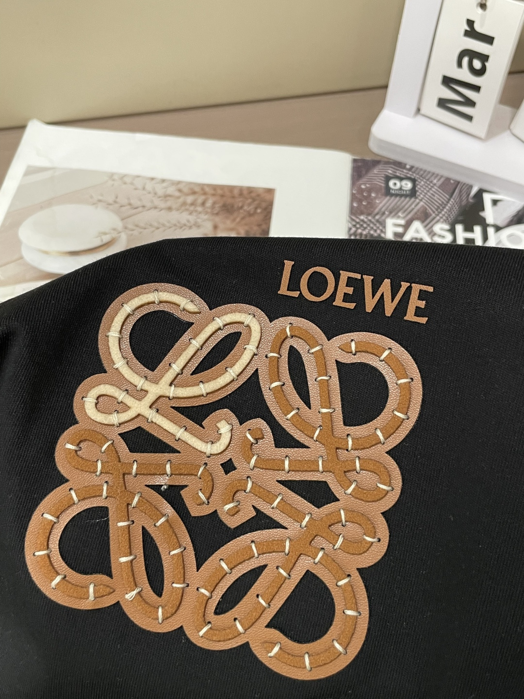 Loewe 官网同款 官网同款 官网同款⚠️重磅推荐！2026ss夏装新品 专柜在售 最新系列图案log