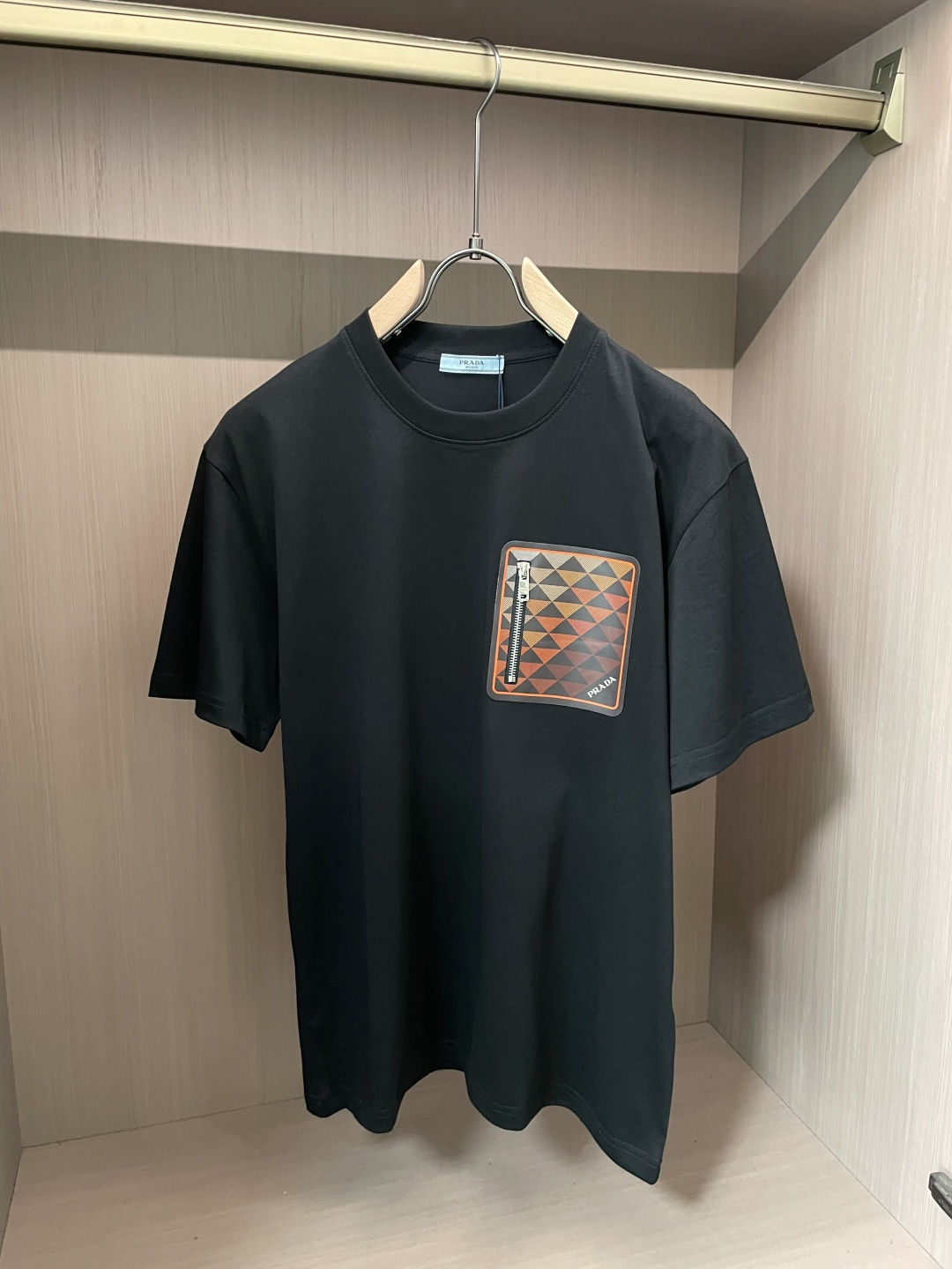 Prad 官网同款 官网同款 官网同款⚠️重磅推荐！2026ss夏装新品 专柜在售 最新系列图案logo