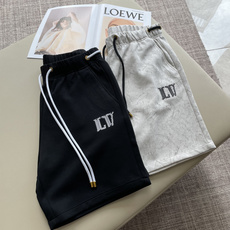 . Lv 2026夏季短裤!百搭松紧腰休闲五分裤!松紧腰 两侧插袋 面料采用客供定织高支纯棉料,上身透气,柔软亲肤,手 . Lv 2026夏季短裤!百搭松紧腰休闲五分裤!松紧腰 两侧插袋 面料采用客供定织高支纯棉料,上身透气,柔软亲肤,手