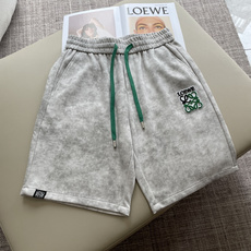 . Loewe 2026夏季短裤!百搭松紧腰休闲五分裤!松紧腰 两侧插袋 面料采用客供定织高支纯棉料,上身透气,柔软亲 . Loewe 2026夏季短裤!百搭松紧腰休闲五分裤!松紧腰 两侧插袋 面料采用客供定织高支纯棉料,上身透气,柔软亲