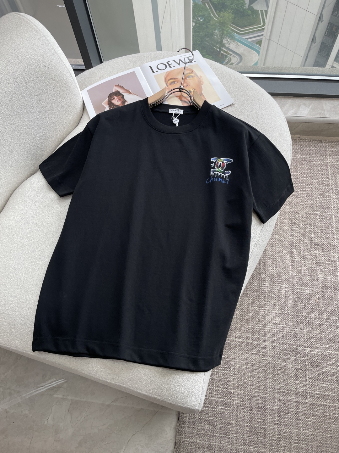 小香2026春夏款/官网同步面料采用重磅纯棉精梳棉面料，OS宽松版型，上身版型超正！日常百搭，衣橱必备单