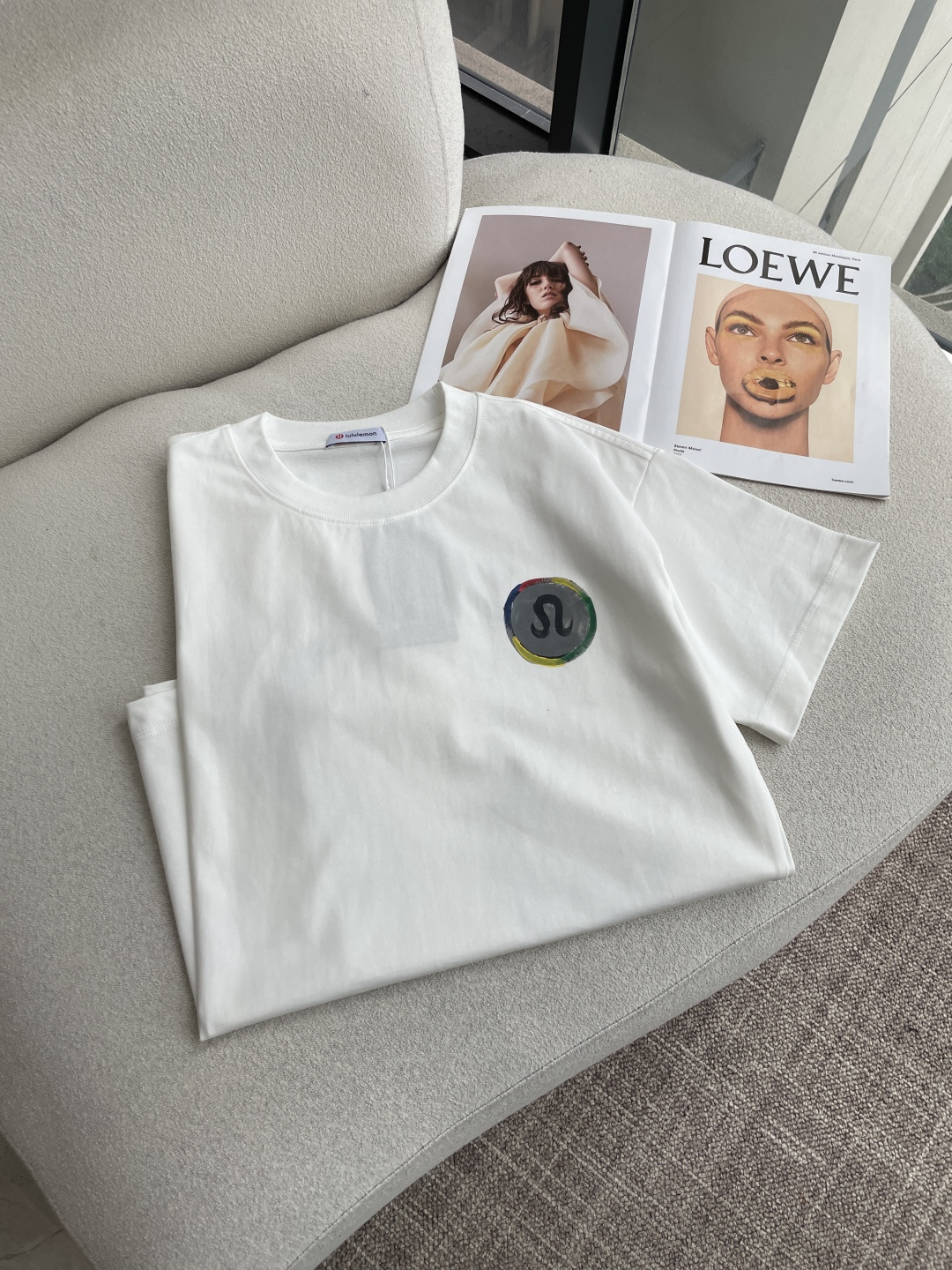 lulu2026春夏款/官网同步面料采用重磅纯棉精梳棉面料，OS宽松版型，上身版型超正！日常百搭，衣橱必