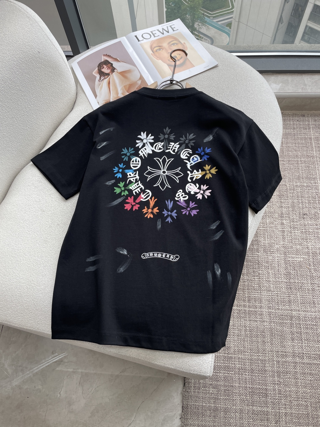 克罗心2026春夏款/官网同步面料采用重磅纯棉精梳棉面料，OS宽松版型，上身版型超正！日常百搭，衣橱必备