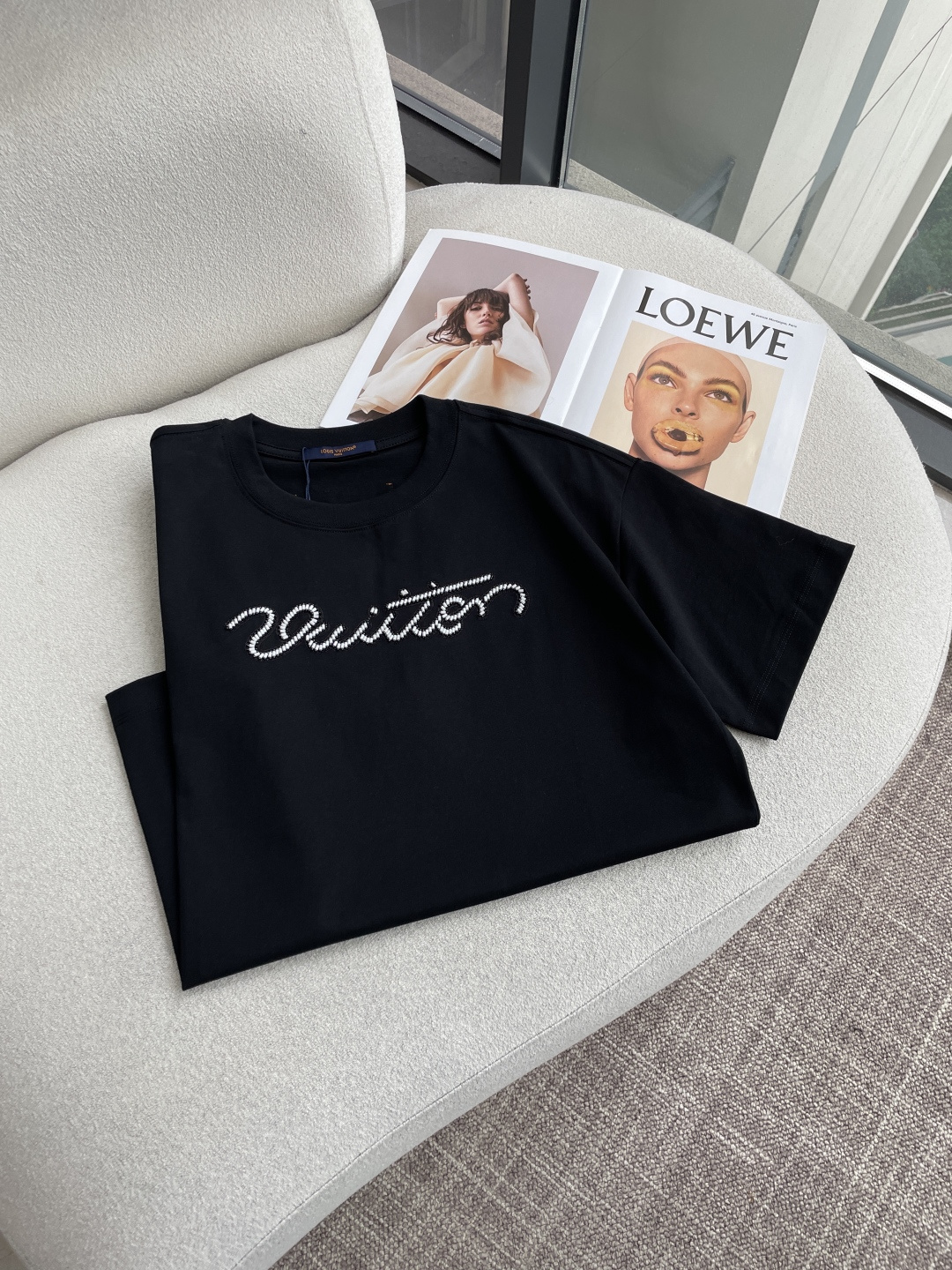 Lv2026春夏款/官网同步面料采用重磅纯棉精梳棉面料，OS宽松版型，上身版型超正！日常百搭，衣橱必备单