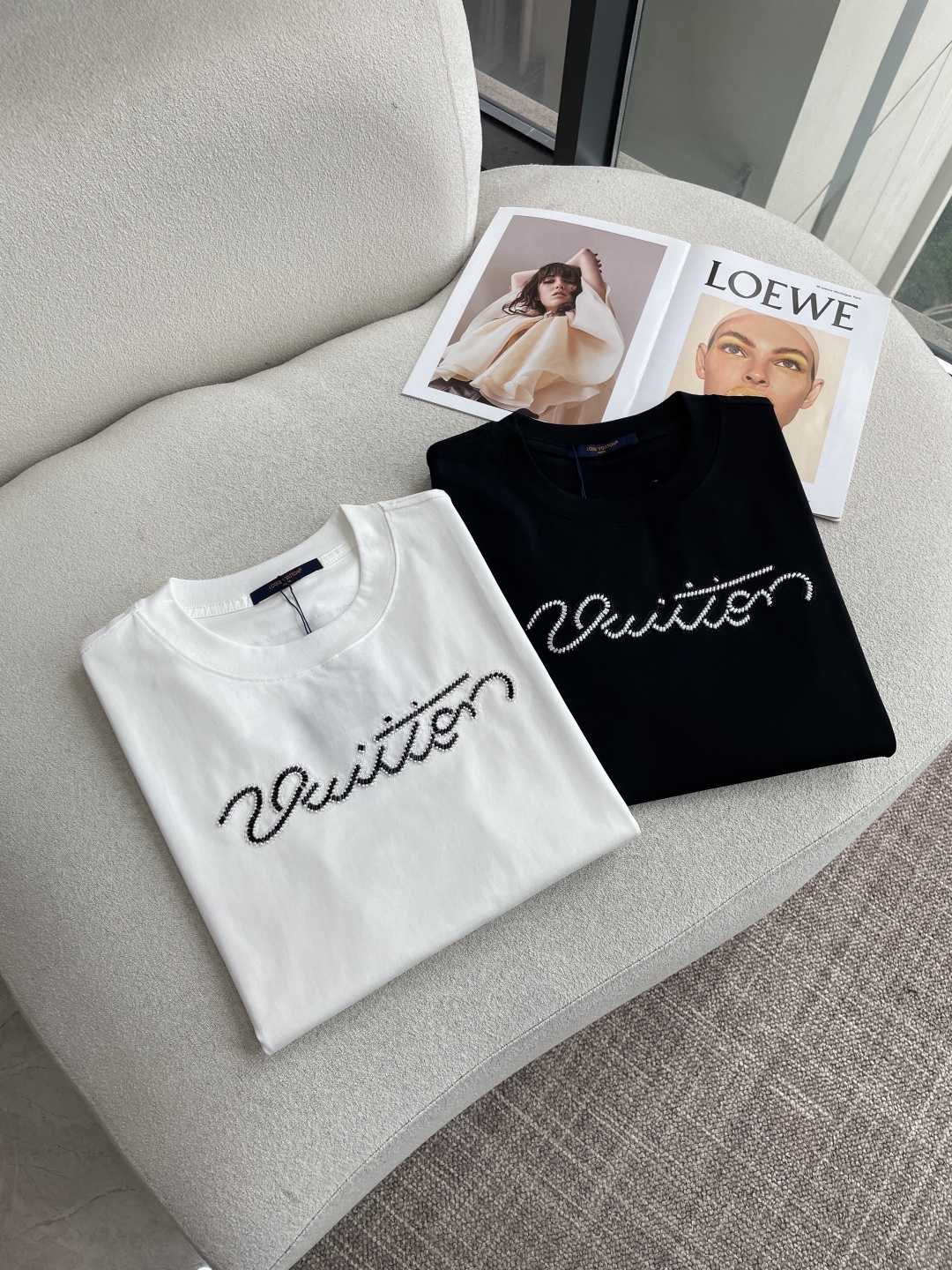 Lv2026春夏款/官网同步面料采用重磅纯棉精梳棉面料，OS宽松版型，上身版型超正！日常百搭，衣橱必备单