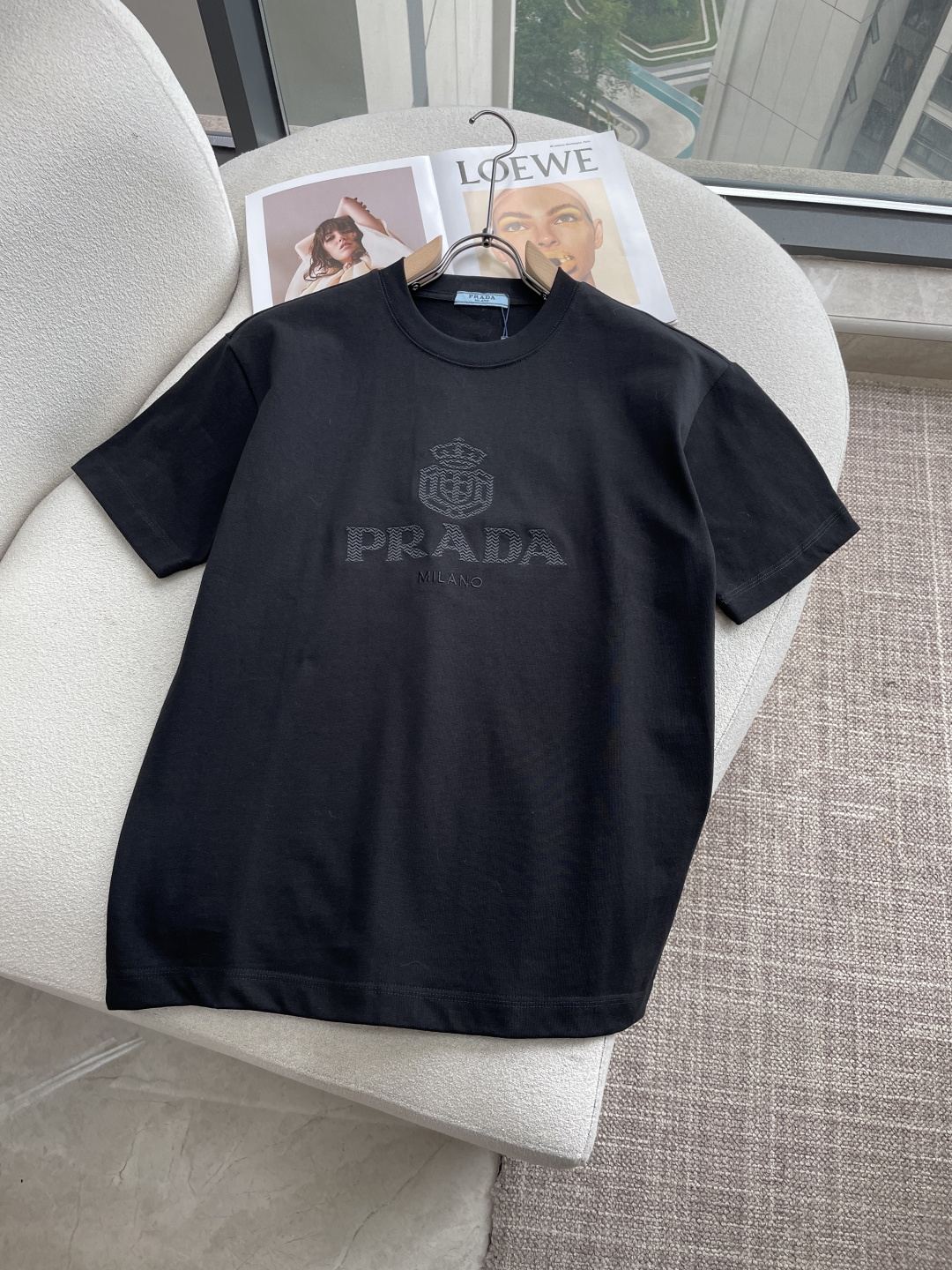 Prad2026春夏款/官网同步面料采用重磅纯棉精梳棉面料，OS宽松版型，上身版型超正！日常百搭，衣橱必