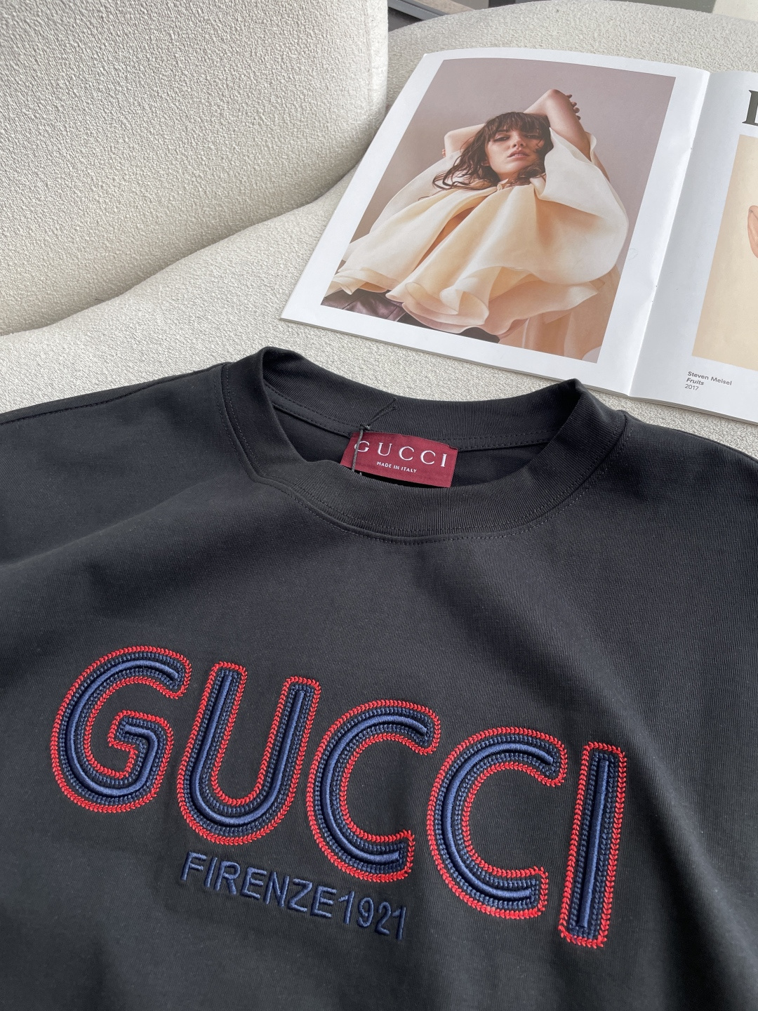 Gucc 2026春夏款/官网同步面料采用重磅纯棉精梳棉面料，OS宽松版型，上身版型超正！日常百搭，衣橱