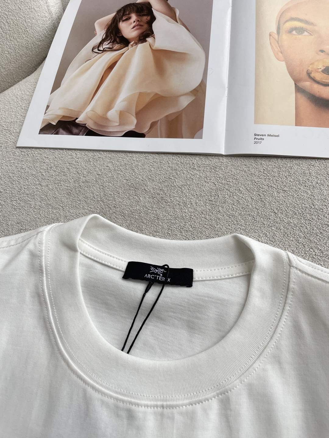 始祖🐦2026春夏款/官网同步面料采用重磅纯棉精梳棉面料，OS宽松版型，上身版型超正！日常百搭，衣橱必备