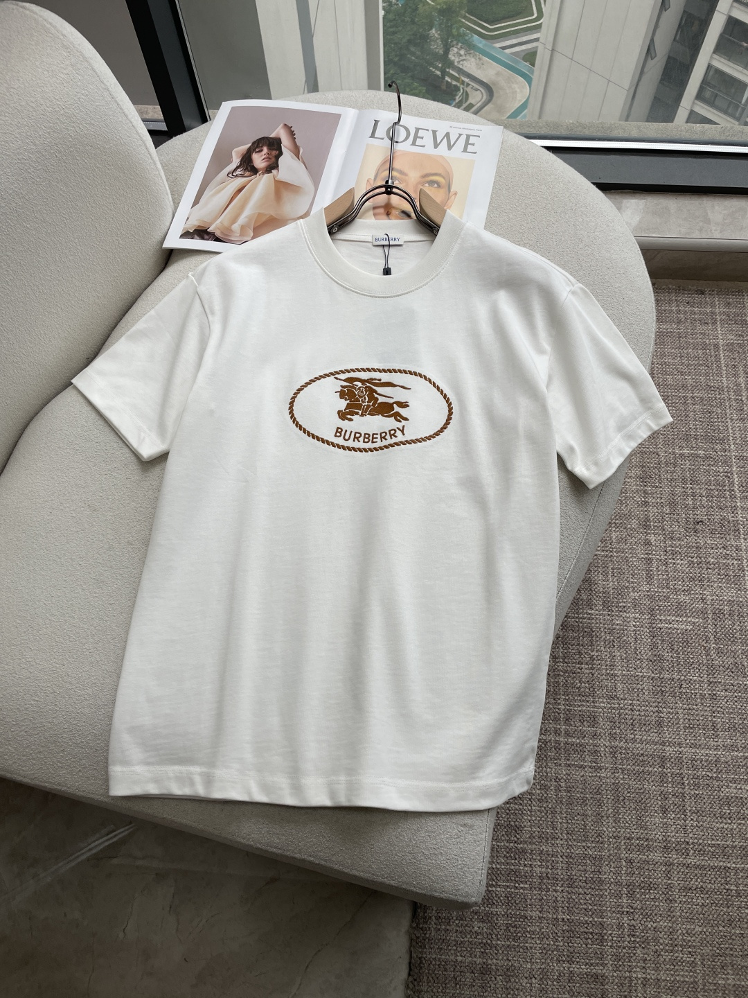 Bur 2026春夏款/官网同步面料采用重磅纯棉精梳棉面料，OS宽松版型，上身版型超正！日常百搭，衣橱必