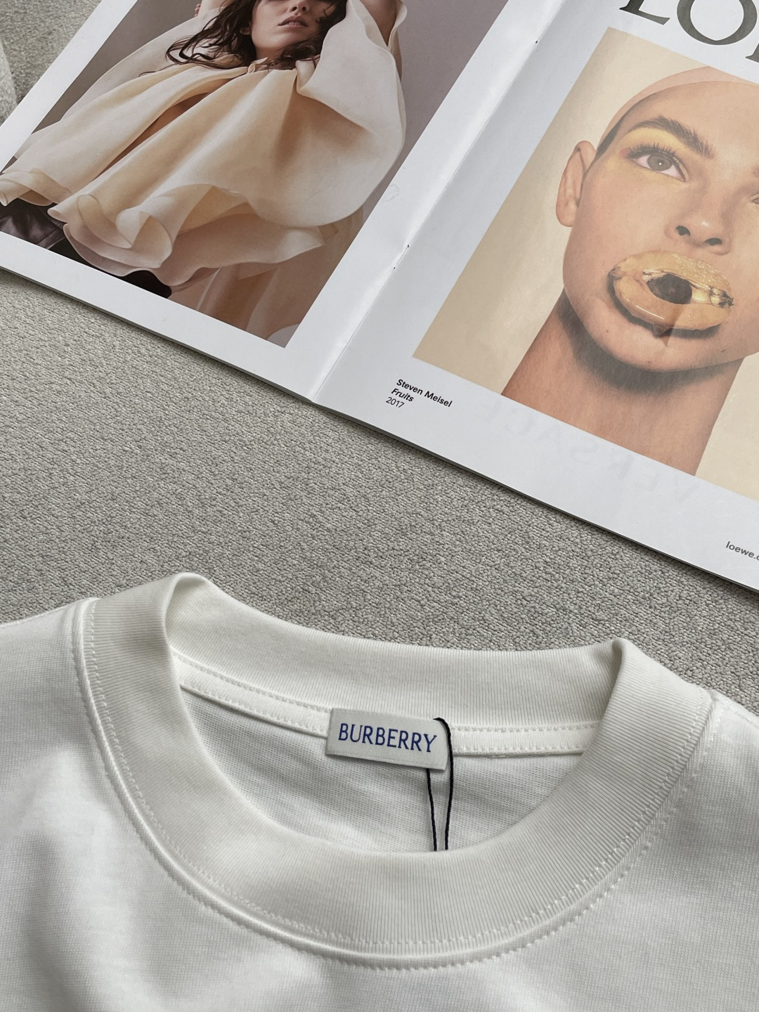 Bur 2026春夏款/官网同步面料采用重磅纯棉精梳棉面料，OS宽松版型，上身版型超正！日常百搭，衣橱必