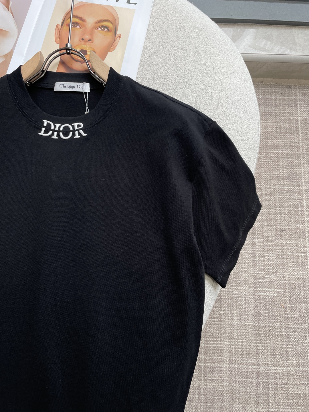 D奥2026春夏款/官网同步面料采用重磅纯棉精梳棉面料，OS宽松版型，上身版型超正！日常百搭，衣橱必备单