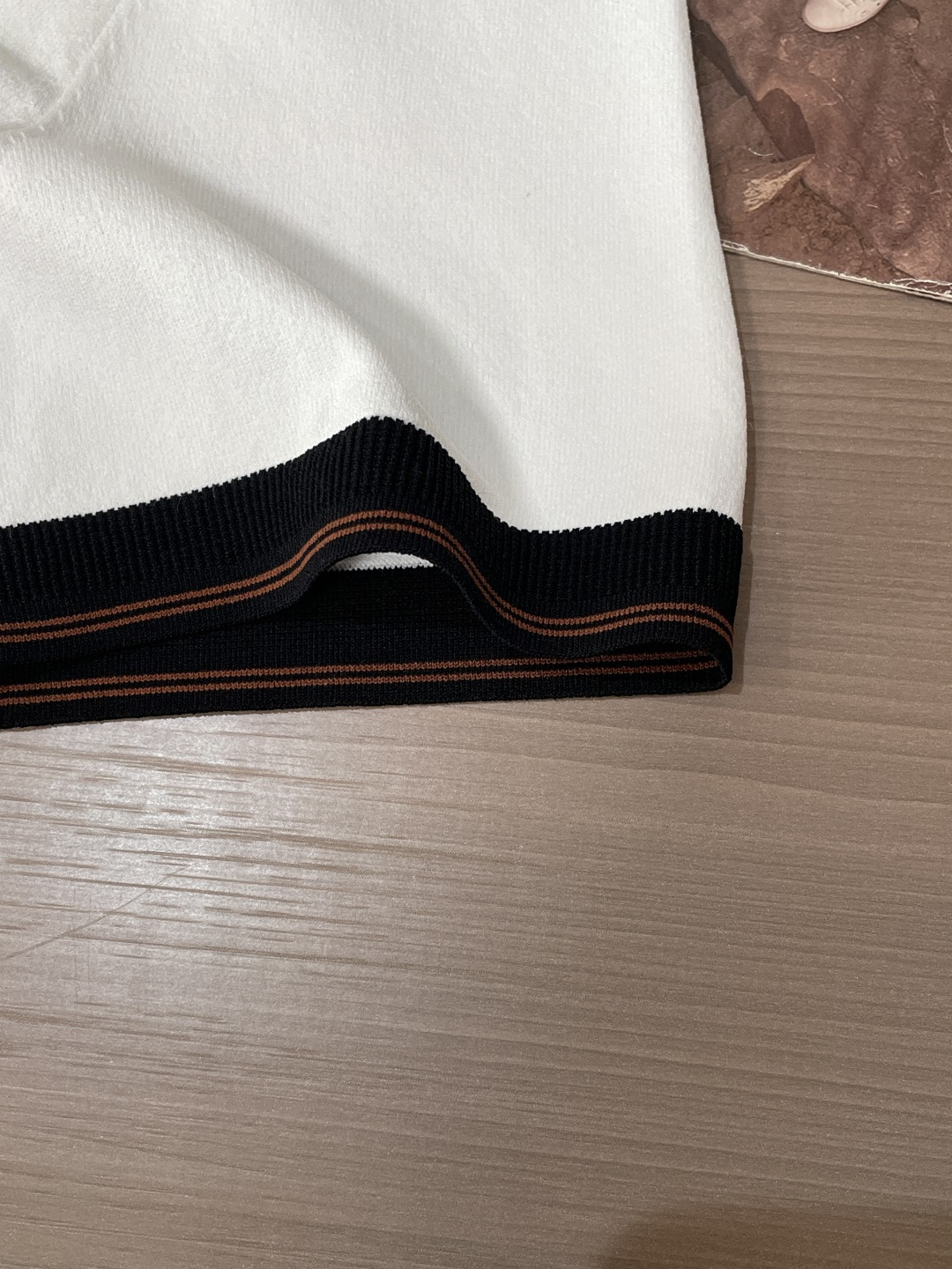 EZ高端春夏新款一比一专柜款，进口纯棉针织翻领短Tee，高端男士纯色针织撞色领短袖T恤，Polo衫！贸易