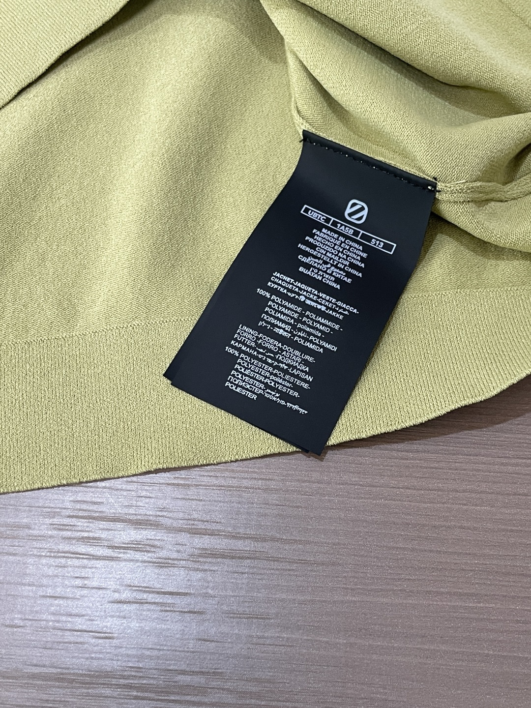 EZ高端春夏新款一比一专柜款，进口纯棉针织翻领短Tee，高端男士纯色针织撞色领短袖T恤，Polo衫！贸易