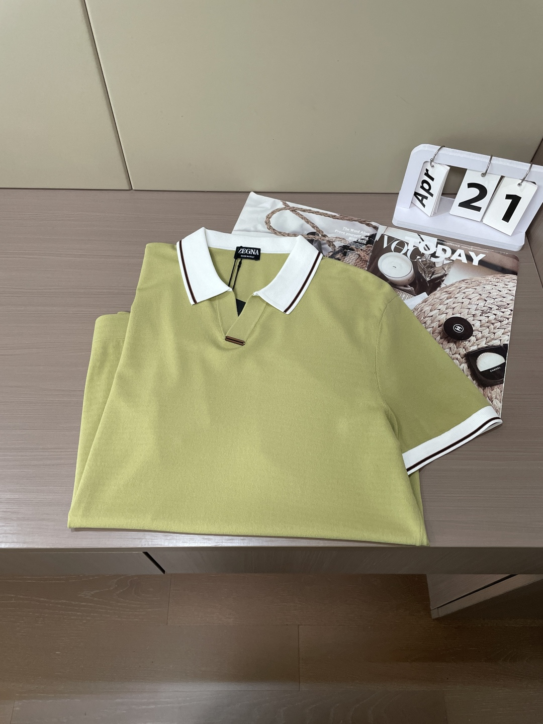 EZ高端春夏新款一比一专柜款，进口纯棉针织翻领短Tee，高端男士纯色针织撞色领短袖T恤，Polo衫！贸易