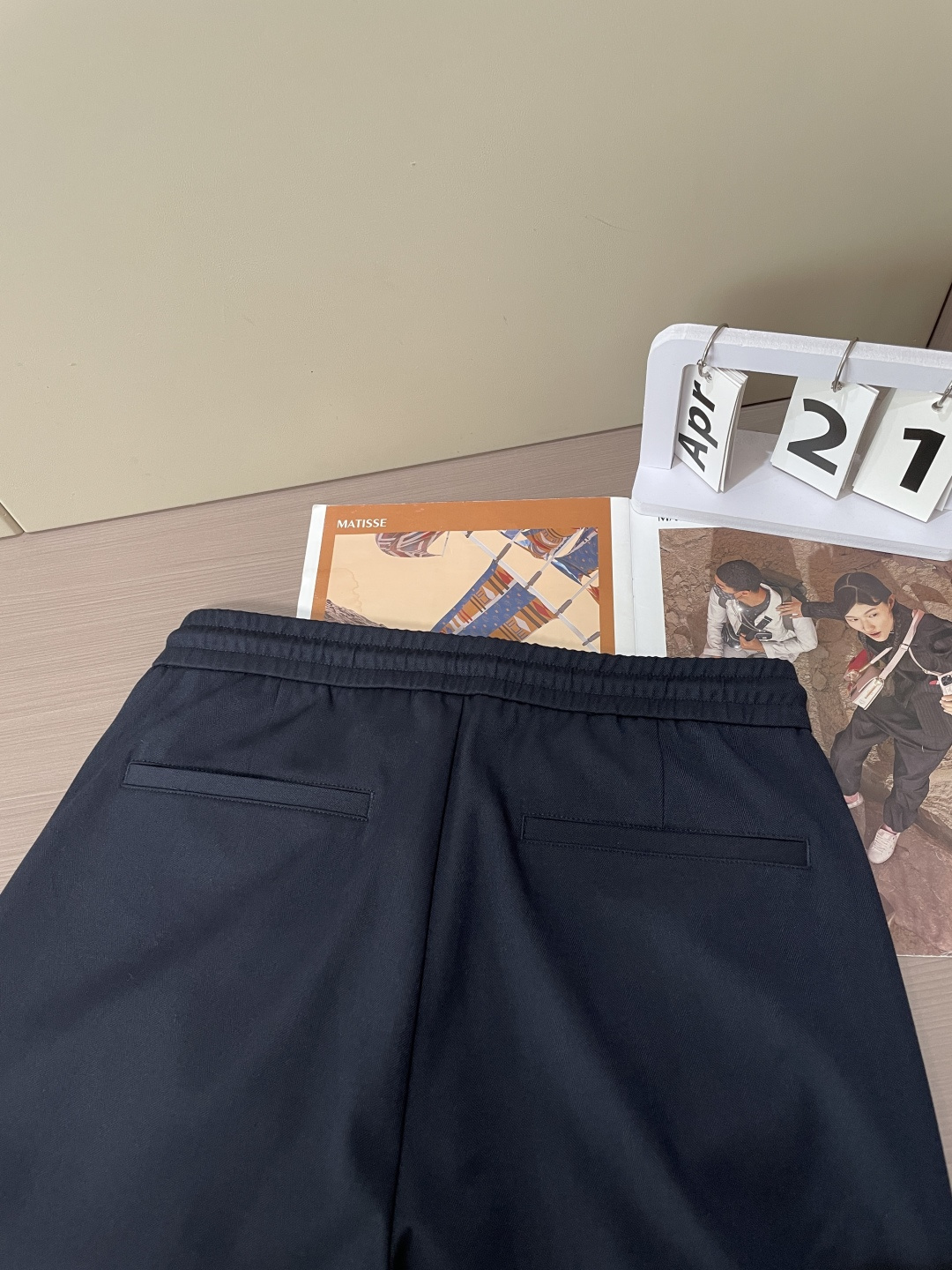 AS春夏新款人字纹棉麻混纺抽绳休闲裤，男士时尚裤脚卷边直筒修身休闲长裤九分裤！贸易公司渠道稀出，同步官网