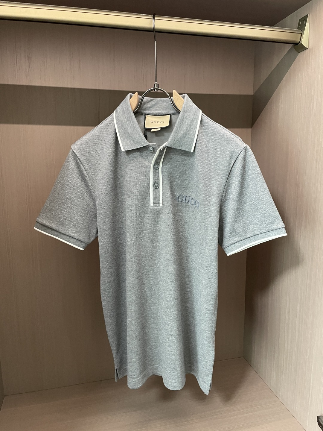 Gucc 2026春夏 官网同步 熟男 轻熟男 最爱款式 经典大气百搭商务休闲Polo领T恤 采用进口双