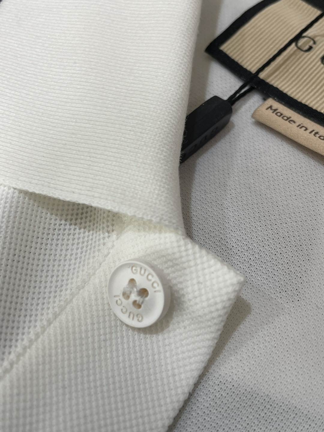 Gucc 2026春夏 官网同步 熟男 轻熟男 最爱款式 经典大气百搭商务休闲Polo领T恤 采用进口双