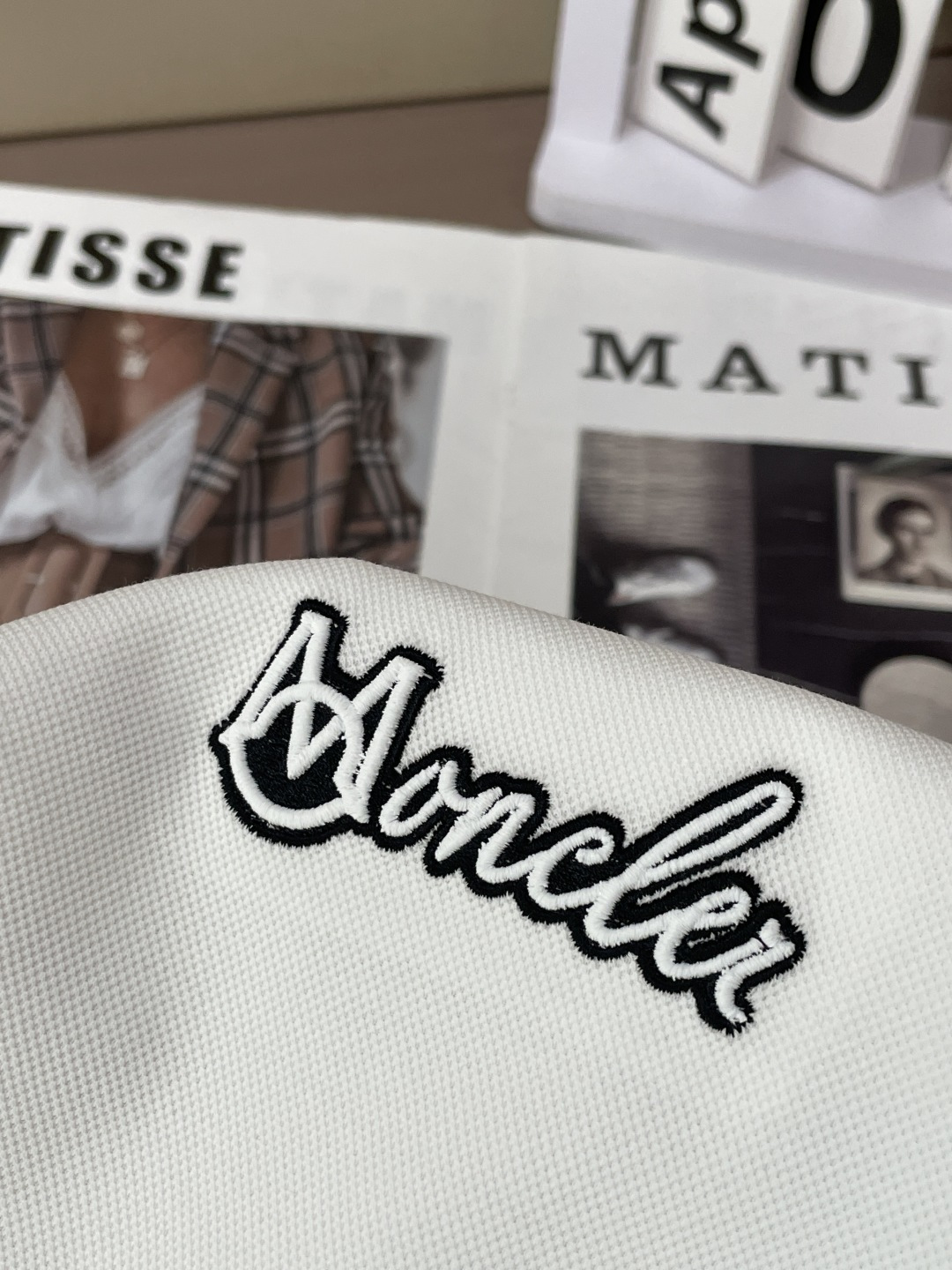 蒙口 2026春夏 官网同步 熟男 轻熟男 最爱款式 经典大气百搭商务休闲Polo领T恤 采用进口双丝光