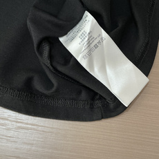 Lv 2026春夏新款首发专柜最新款短袖圆领T恤 高端订制 设计前卫时尚!品牌logo重工艺设计 高端定 Lv 2026春夏新款首发专柜最新款短袖圆领T恤 高端订制 设计前卫时尚!品牌logo重工艺设计 高端定
