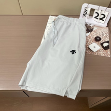 迪桑特 26新品短裤 冰感速干面料,夏日体感直降3℃采用高弹冰丝速干面料,触感丝滑凉感,上身自带降温bu 迪桑特 26新品短裤 冰感速干面料,夏日体感直降3℃采用高弹冰丝速干面料,触感丝滑凉感,上身自带降温bu