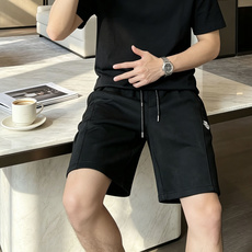 D奥 新款短裤 松紧抽绳腰头,包容各种腰围,日常穿自在无束缚侧边精致刺绣标识,低调暗藏细节辨识度宽松五分 D奥 新款短裤 松紧抽绳腰头,包容各种腰围,日常穿自在无束缚侧边精致刺绣标识,低调暗藏细节辨识度宽松五分