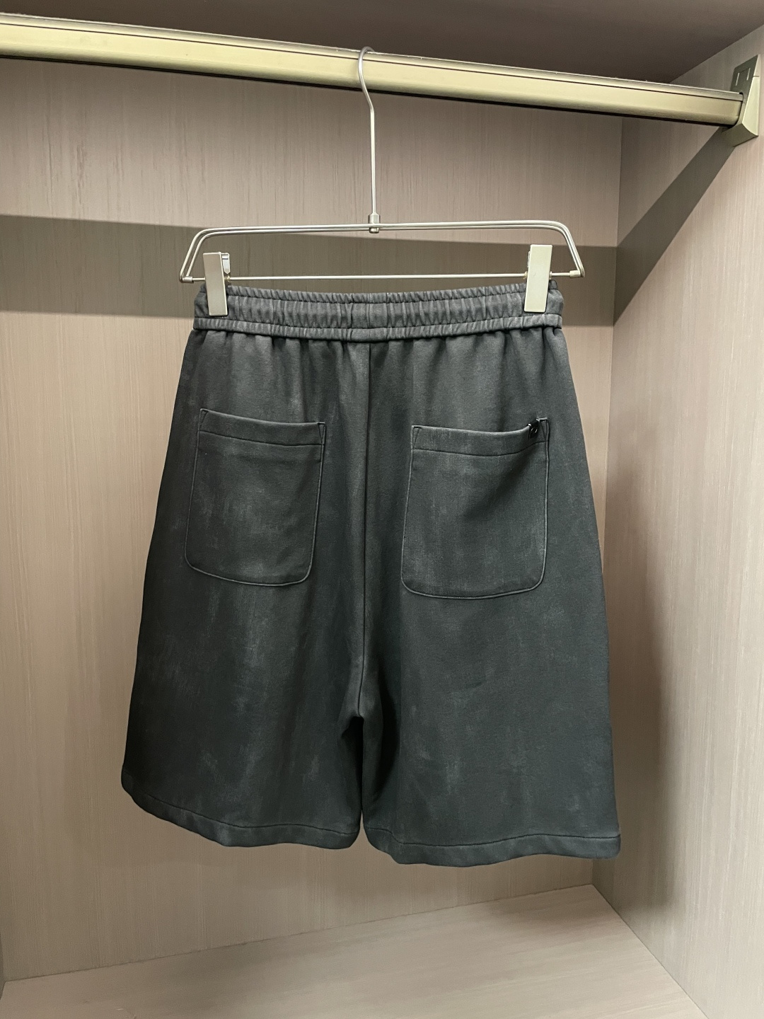 . D奥 新款短裤 松紧抽绳腰头，包容各种腰围，日常穿自在无束缚侧边精致刺绣标识，低调暗藏细节辨识度宽松