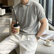 Loro Piana 自带慵懒高级感的花纱针织Polo,男生夏日质感刚需单品✨精致假两件V领设计,层次利 Loro Piana 自带慵懒高级感的花纱针织Polo,男生夏日质感刚需单品✨精致假两件V领设计,层次利
