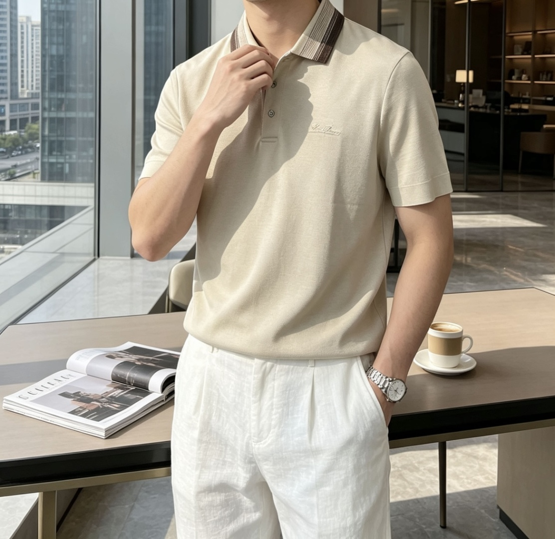 .  LORO PIANA诺悠翩雅条纹撞色领轻奢Polo衫   ◽纯棉面料质感高级，触感细腻软糯温润，上身干爽透气亲肤，