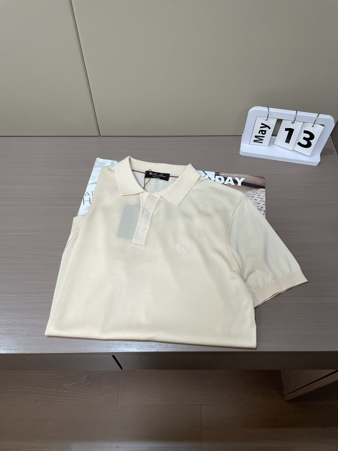 .  LSS春夏新款桑蚕丝天丝混纺针织翻领短Tee，男士经典圆形徽章标识刺绣商务休闲针织短袖Polo衫！贸易公司渠道稀出
