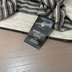. 26春夏新款Loro piana亚麻混纺条纹针织短袖,源自意大利顶级奢品Loro Pi*na的这款短袖针织衫,是品 . 26春夏新款Loro piana亚麻混纺条纹针织短袖,源自意大利顶级奢品Loro Pi*na的这款短袖针织衫,是品
