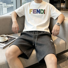 . FD 2026春夏款/官网同步 面料采用重磅纯棉精梳棉面料,OS宽松版型,上身版型超正!日常百搭,衣橱必备单品! . FD 2026春夏款/官网同步 面料采用重磅纯棉精梳棉面料,OS宽松版型,上身版型超正!日常百搭,衣橱必备单品!