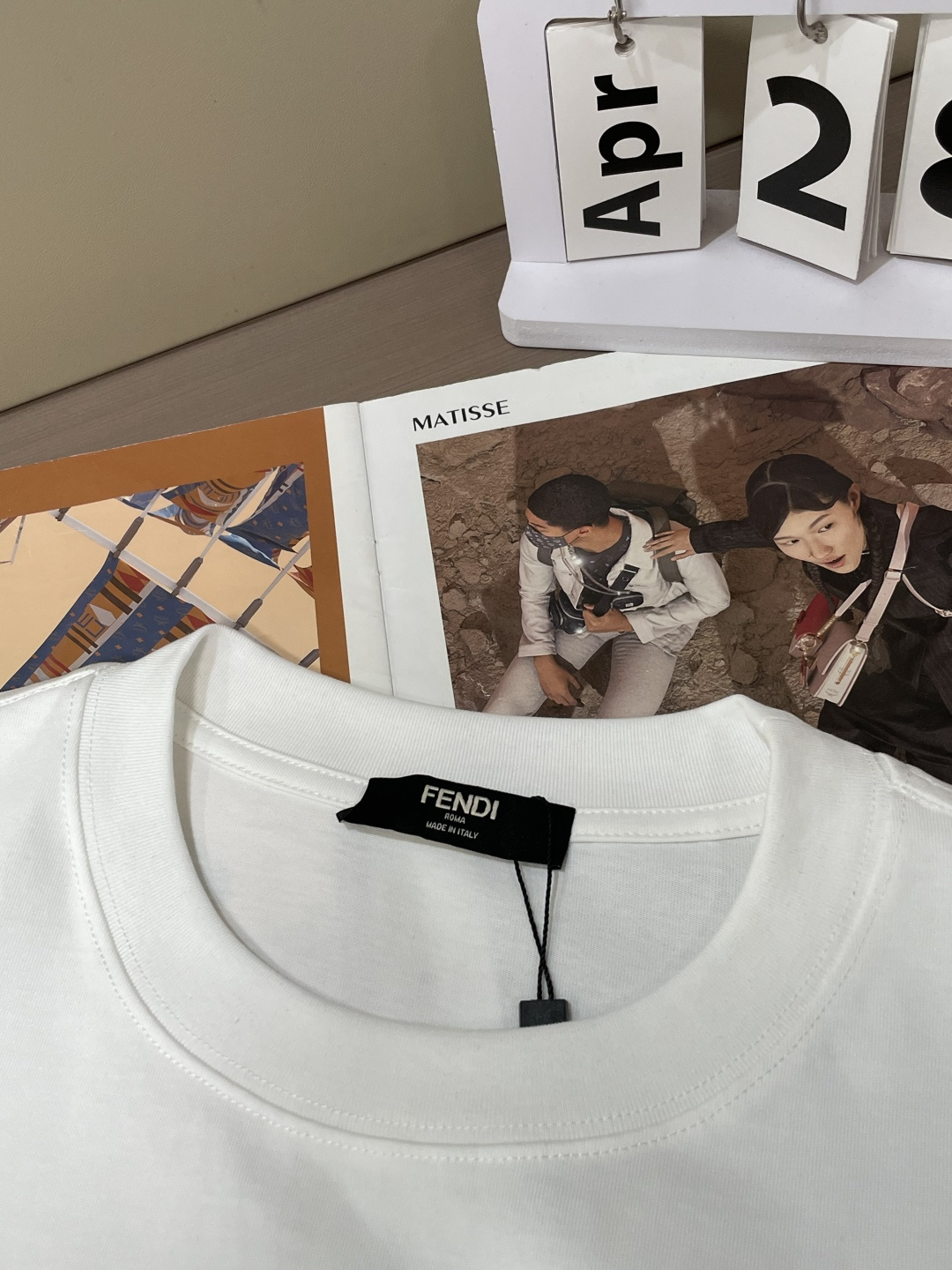 . FD 2026春夏款/官网同步 面料采用重磅纯棉精梳棉面料,OS宽松版型,上身版型超正!日常百搭,衣橱必备单品! . FD 2026春夏款/官网同步 面料采用重磅纯棉精梳棉面料,OS宽松版型,上身版型超正!日常百搭,衣橱必备单品!