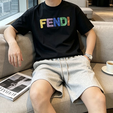 . FD 2026春夏款/官网同步 面料采用重磅纯棉精梳棉面料,OS宽松版型,上身版型超正!日常百搭,衣橱必备单品! . FD 2026春夏款/官网同步 面料采用重磅纯棉精梳棉面料,OS宽松版型,上身版型超正!日常百搭,衣橱必备单品!