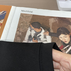 鸟家 2026春夏新款首发专柜最新款短袖圆领T恤 高端订制 设计前卫时尚!品牌logo重工艺设计 高端定 鸟家 2026春夏新款首发专柜最新款短袖圆领T恤 高端订制 设计前卫时尚!品牌logo重工艺设计 高端定