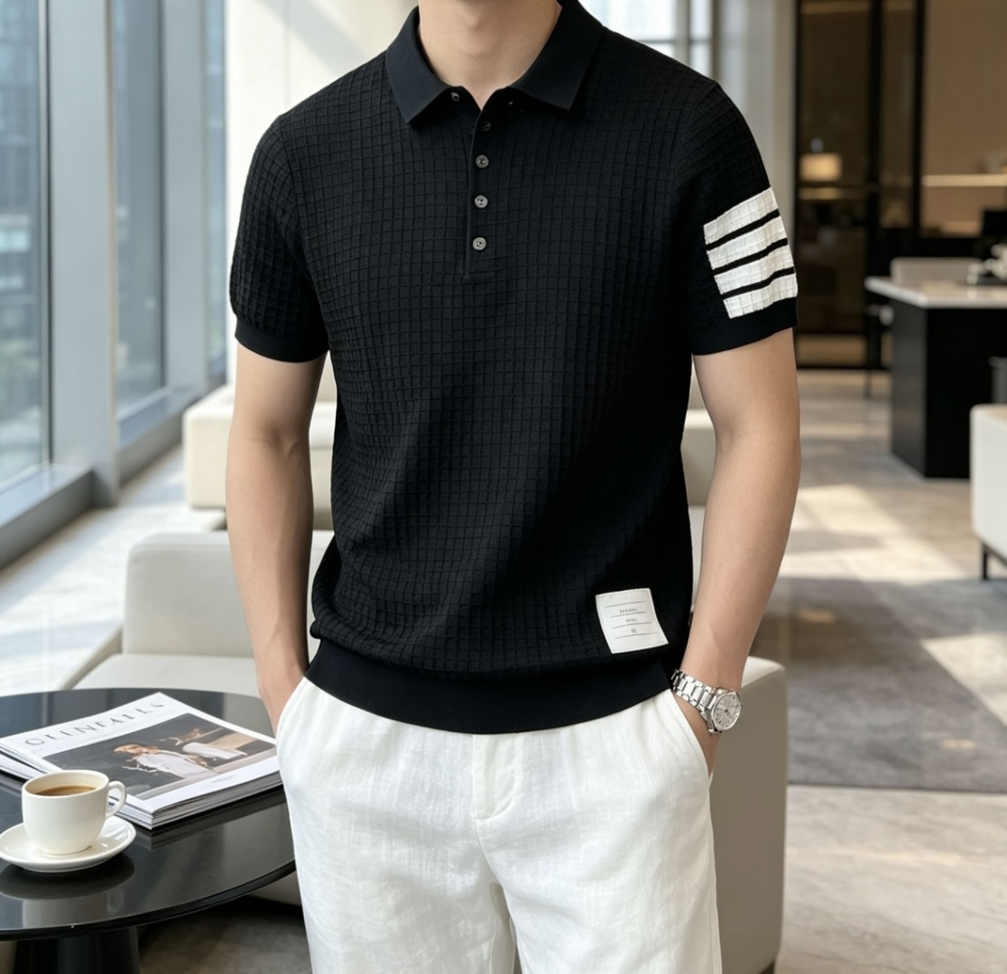 TB 2026ss夏季新品男士针织翻领短袖衫！独家首发 采用纤维超细与高弹的伊力特纱线织造而成，质感与纹