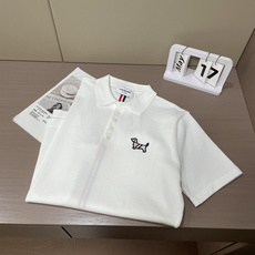 TB 2026ss夏季新品男士针织翻领短袖衫!独家首发 采用纤维超细与高弹的伊力特纱线织造而成,质感与纹 TB 2026ss夏季新品男士针织翻领短袖衫!独家首发 采用纤维超细与高弹的伊力特纱线织造而成,质感与纹