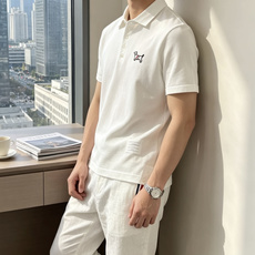 TB 2026ss夏季新品男士针织翻领短袖衫!独家首发 采用纤维超细与高弹的伊力特纱线织造而成,质感与纹 TB 2026ss夏季新品男士针织翻领短袖衫!独家首发 采用纤维超细与高弹的伊力特纱线织造而成,质感与纹
