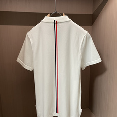 TB 2026ss夏季新品男士针织翻领短袖衫!独家首发 采用纤维超细与高弹的伊力特纱线织造而成,质感与纹 TB 2026ss夏季新品男士针织翻领短袖衫!独家首发 采用纤维超细与高弹的伊力特纱线织造而成,质感与纹
