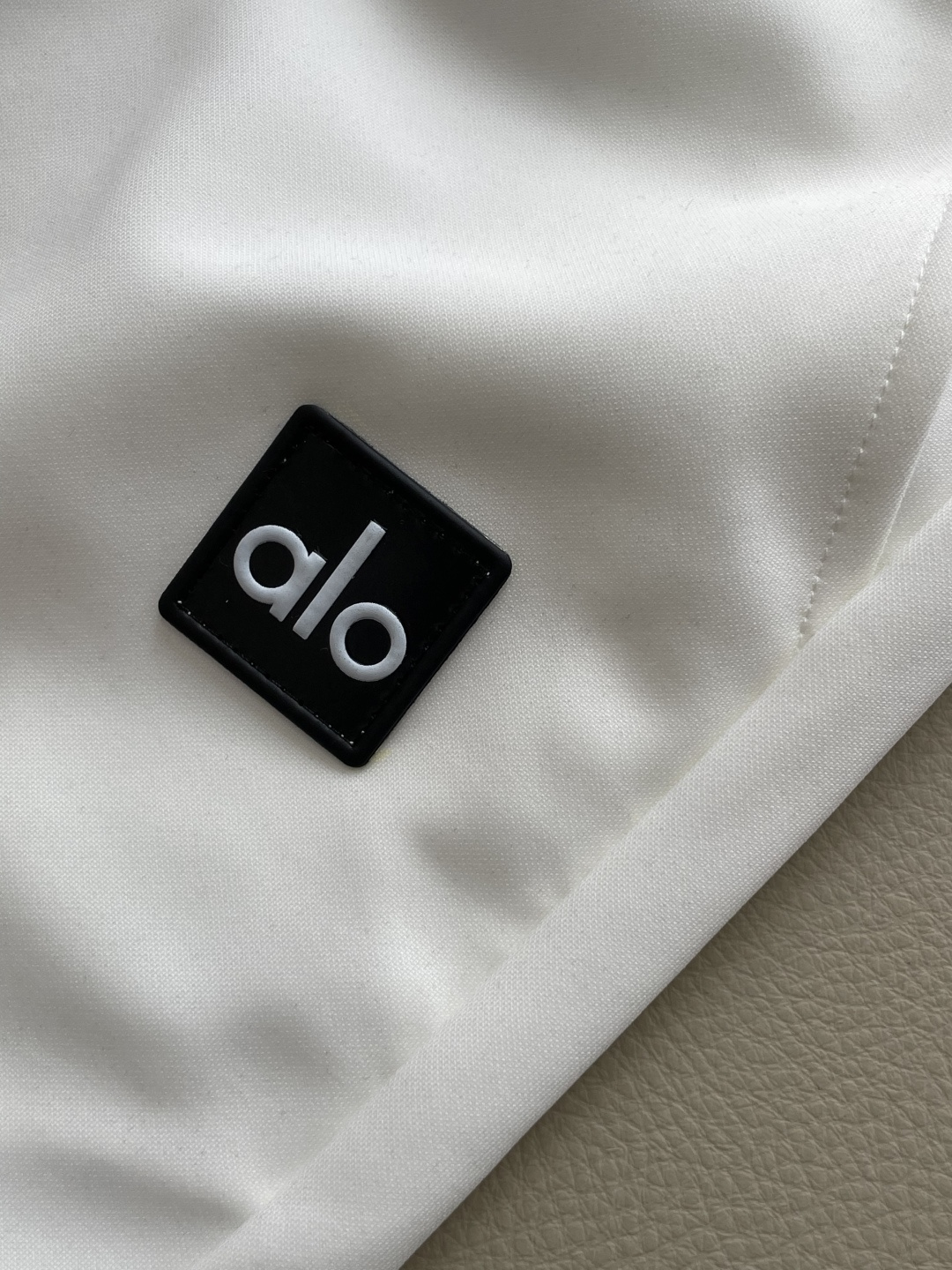 alo 重磅推荐！2026ss夏装新品 专柜在售 最新系列图案logo短裤 必须人手一件的节奏！进口顶极