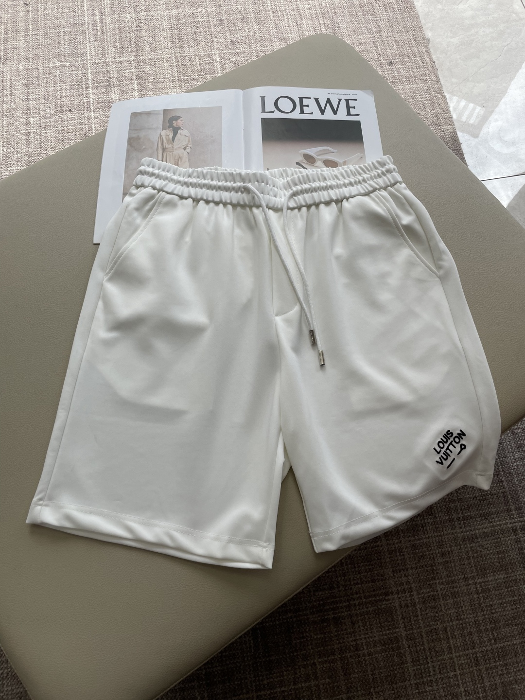 Lv 重磅推荐！2026ss夏装新品 专柜在售 最新系列图案logo短裤 必须人手一件的节奏！进口顶极高