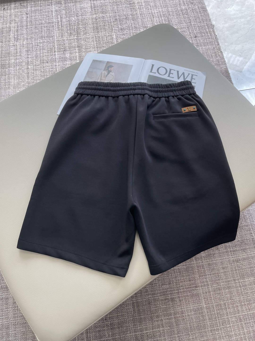 Lv 重磅推荐！2026ss夏装新品 专柜在售 最新系列图案logo短裤 必须人手一件的节奏！进口顶极高