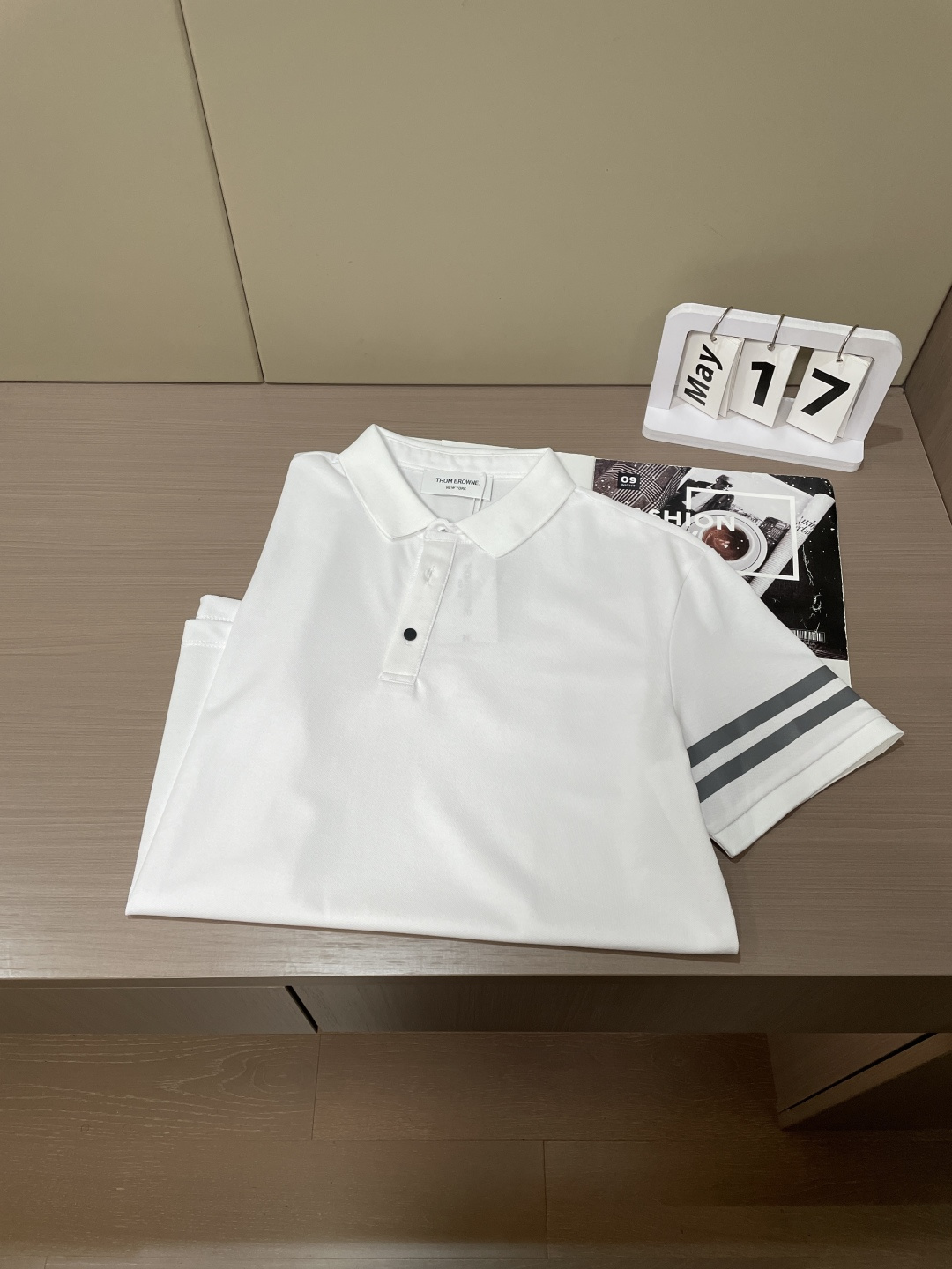 TB 2026ss夏季新品男士针织翻领短袖衫！独家首发 采用纤维超细与高弹的伊力特纱线织造而成，质感与纹