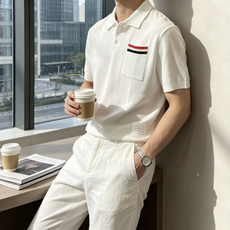 TB 2026ss夏季新品男士针织翻领短袖衫!独家首发 采用纤维超细与高弹的伊力特纱线织造而成,质感与纹 TB 2026ss夏季新品男士针织翻领短袖衫!独家首发 采用纤维超细与高弹的伊力特纱线织造而成,质感与纹