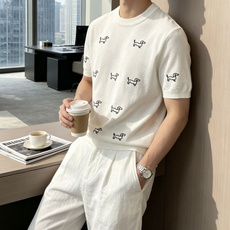 TB 2026ss夏季新品男士针织圆领短袖衫!独家首发 采用纤维超细与高弹的伊力特纱线织造而成,质感与纹 TB 2026ss夏季新品男士针织圆领短袖衫!独家首发 采用纤维超细与高弹的伊力特纱线织造而成,质感与纹